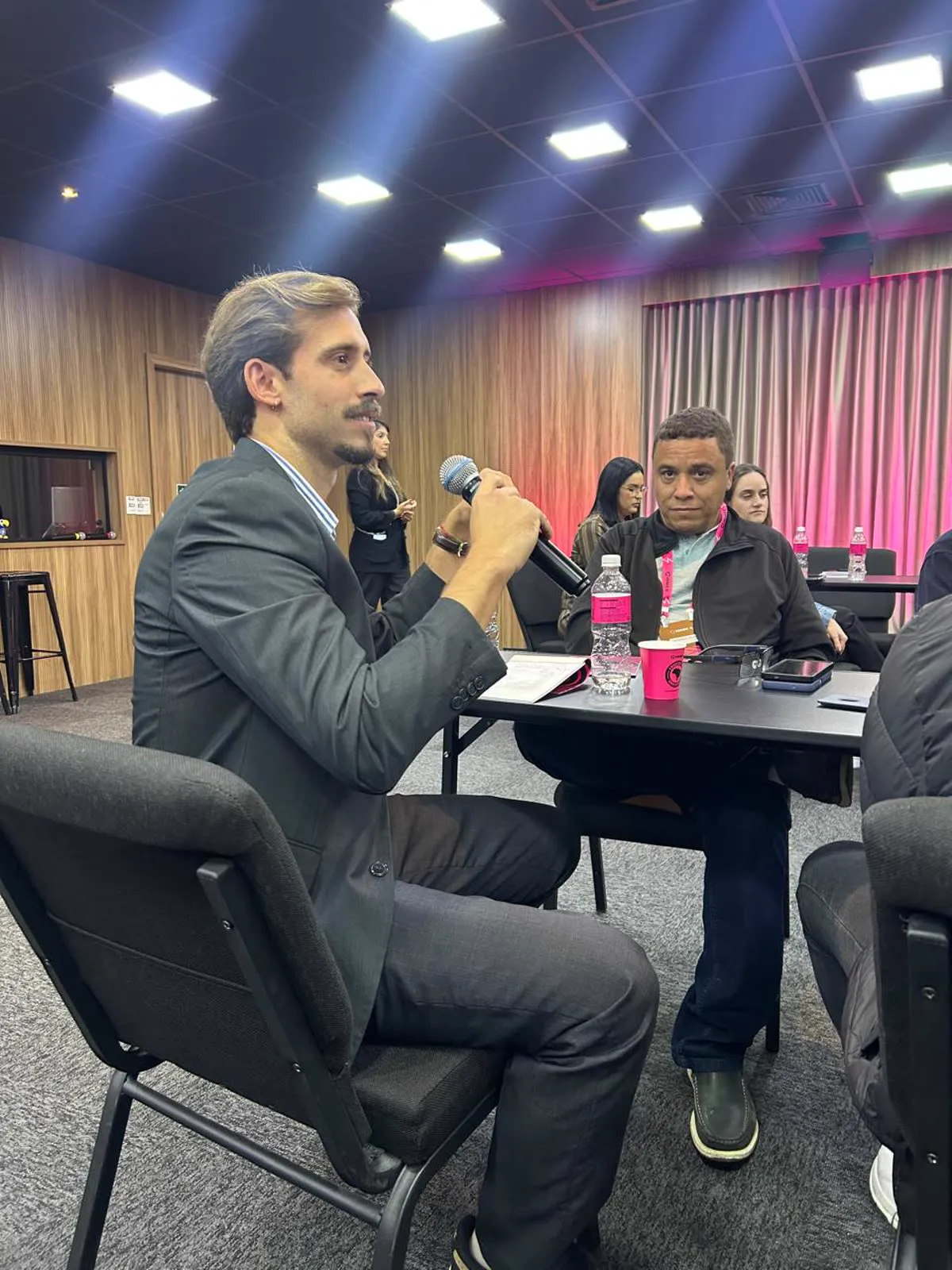 Roda de negócios